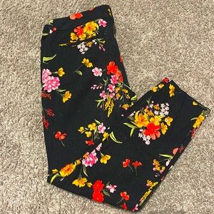 Old Navy floral Pixie Pant
